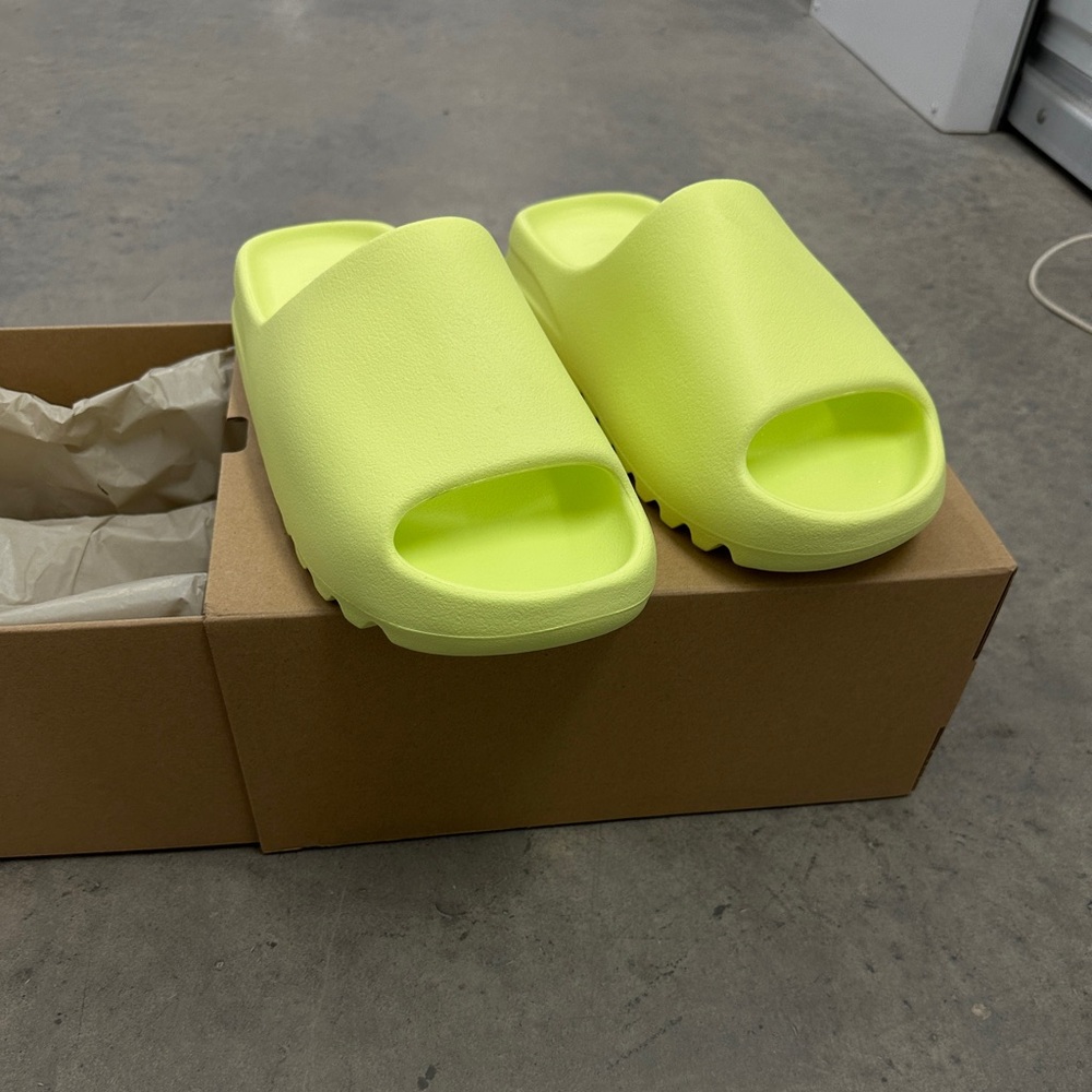 Adidas Yeezy Slides Glow Green Size 12